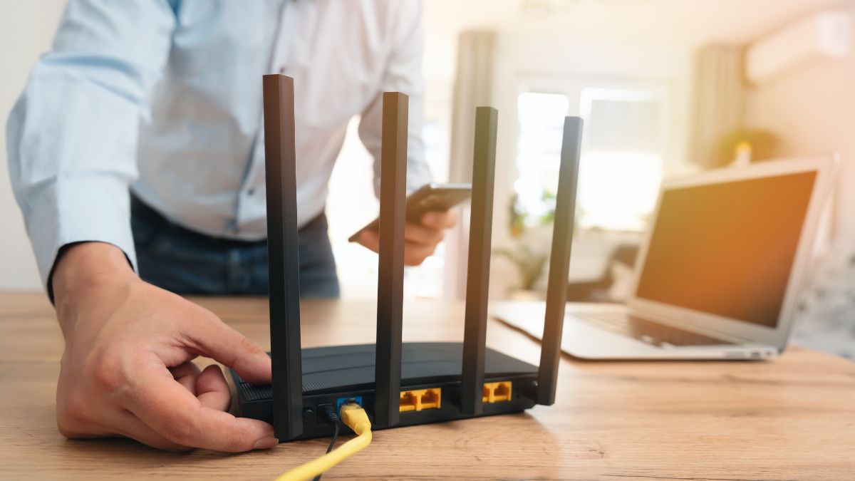 Mesh Routers: Revolutionizing Home Wi-Fi Coverage